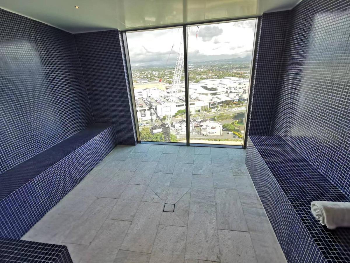 2 Bedroom Luxurious Family Apartment On 40Th Floor With Amazing Ocean Coastline Broadbeach Gold Coast Gc40 外观 照片