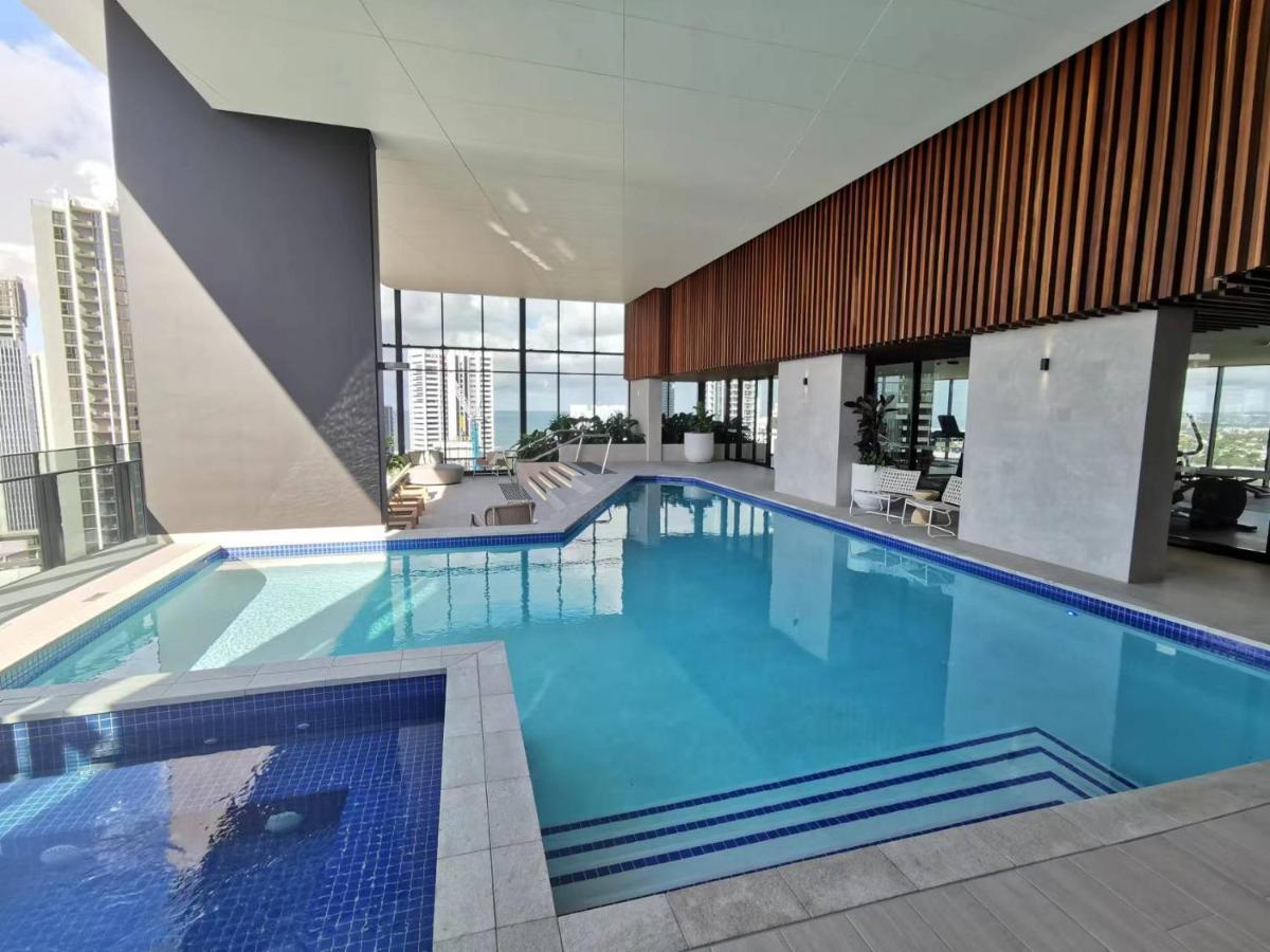 2 Bedroom Luxurious Family Apartment On 40Th Floor With Amazing Ocean Coastline Broadbeach Gold Coast Gc40 外观 照片